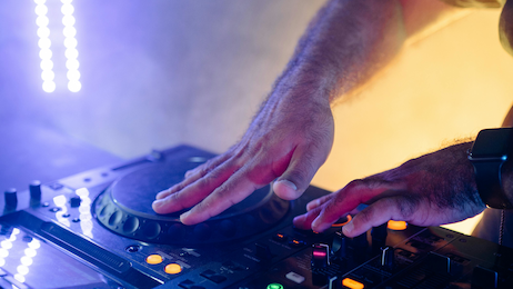 DJ-ing - Klik for at tilmelde dig